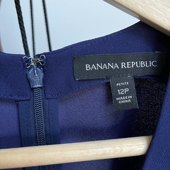 Banana Republic Wide Leg Navy Jumpsuit EUC - Picture 2 of 9